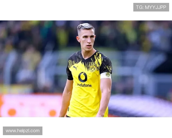 赫内斯点赞施洛特贝克拜仁气质